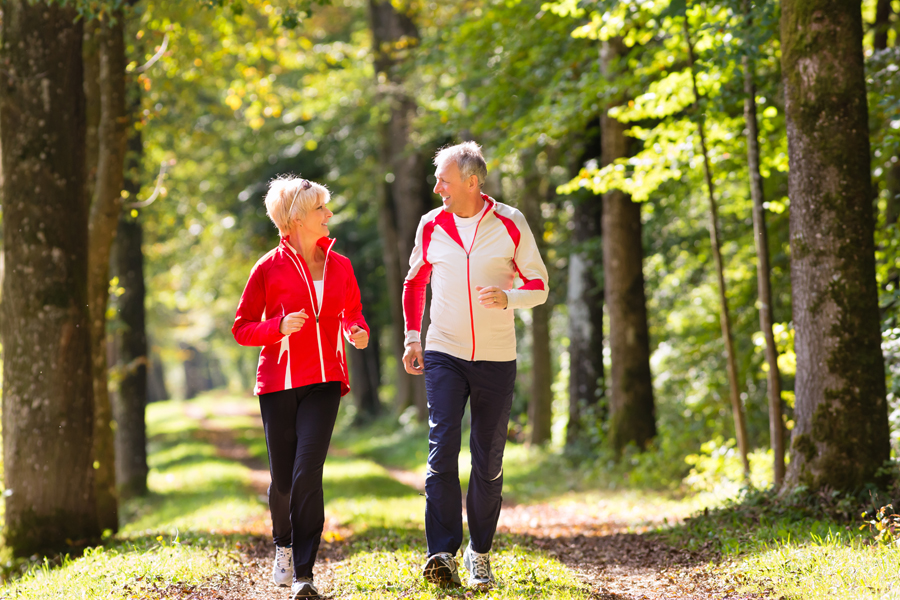 Exercício físico na terceira idade: benefícios do corpo à mente